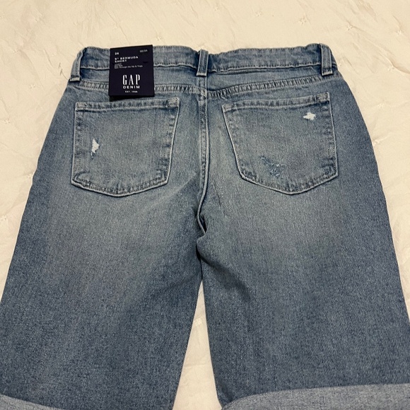 Short - Picture 2 of 3